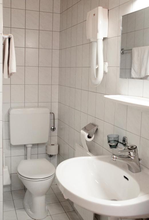 Hotel Hafnerwirt Халляйн Номер фото