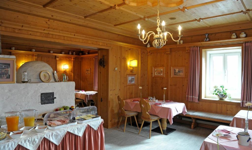 Hotel Hafnerwirt Халляйн Экстерьер фото