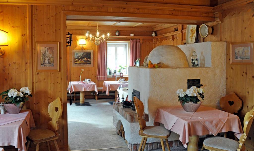 Hotel Hafnerwirt Халляйн Экстерьер фото